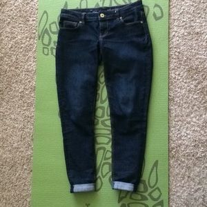 The limited ankle jean